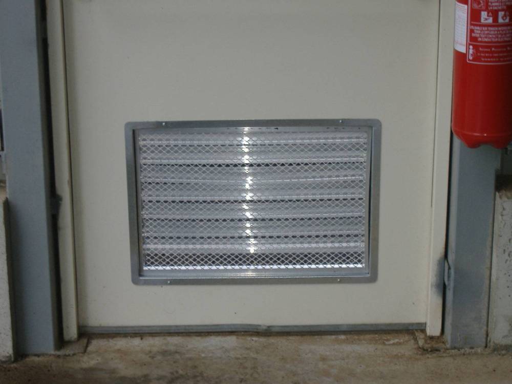grille près de Gray